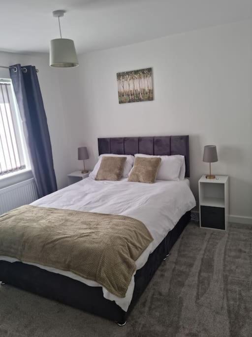 5 Bedroom House - Cheshire Oaks Ellesmere Port Kültér fotó