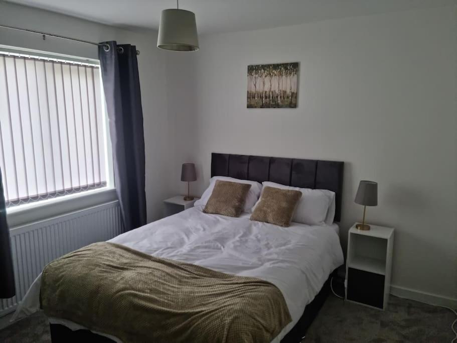 5 Bedroom House - Cheshire Oaks Ellesmere Port Kültér fotó
